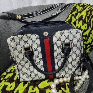 Vintage gucci bag